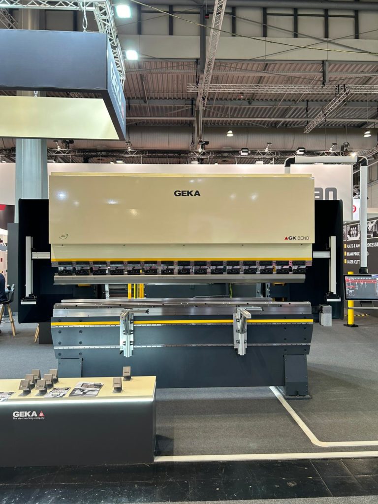 GK BEND: Electrical Press Brake